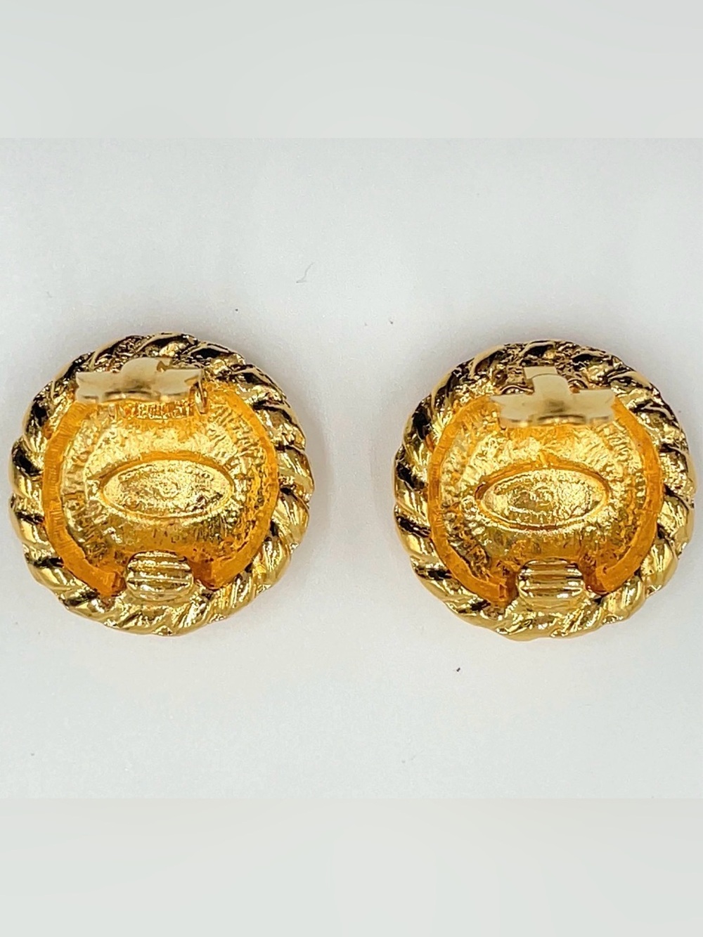 CHANEL๐Gold Interlocking CC Rope-Trim Button Earrings W/Chanel box &bag - Picture 13 of 15